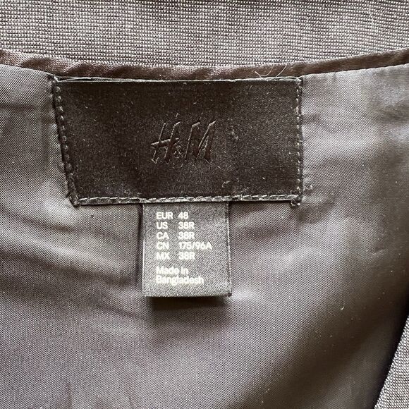 H&M Slim Fit Suit Vest Dark Grey Mens Size 38R Formal Wedding - Picture 4 of 8